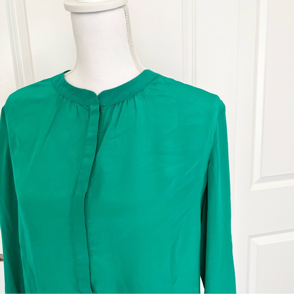 Banana Republic 100% Silk Emerald Green Blouse
